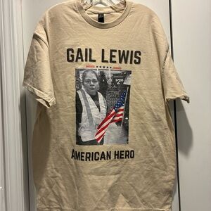Gildan XL Gail Lewis American Hero T-Shirt